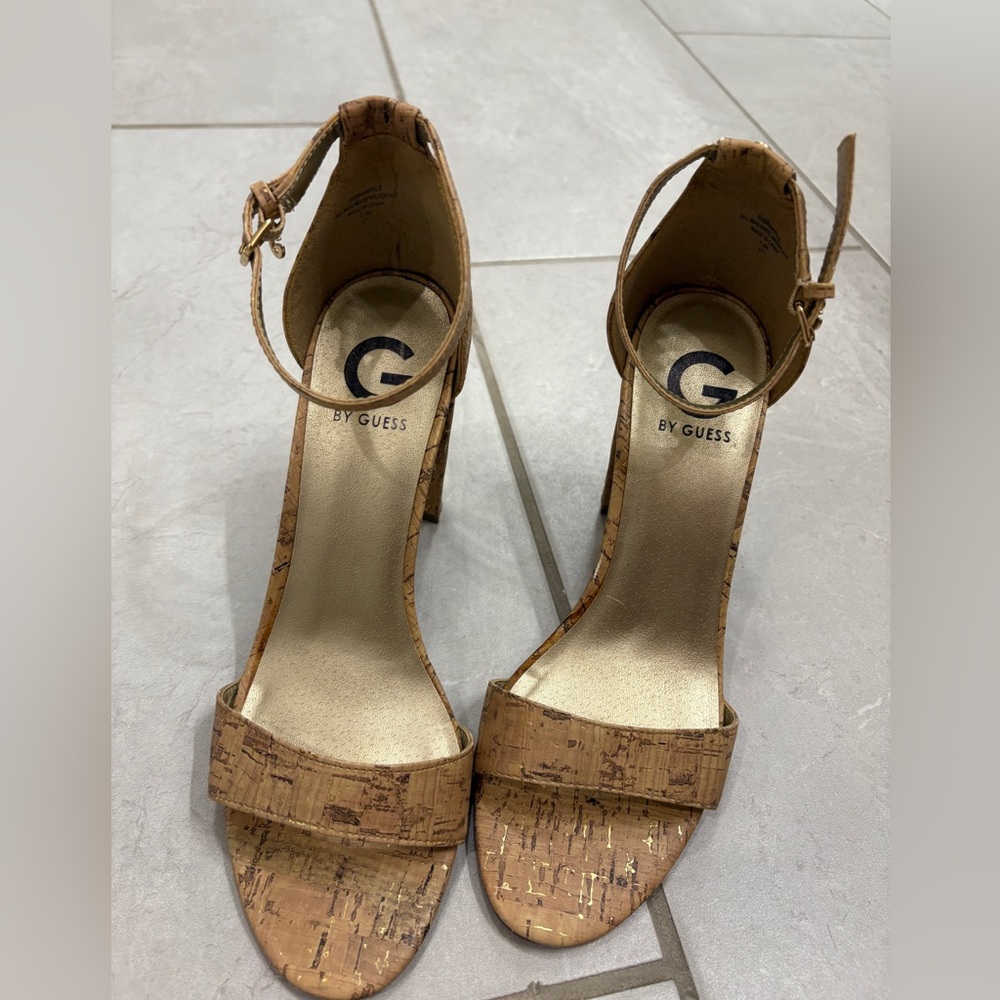 Guess Women's Brown Textured Heels